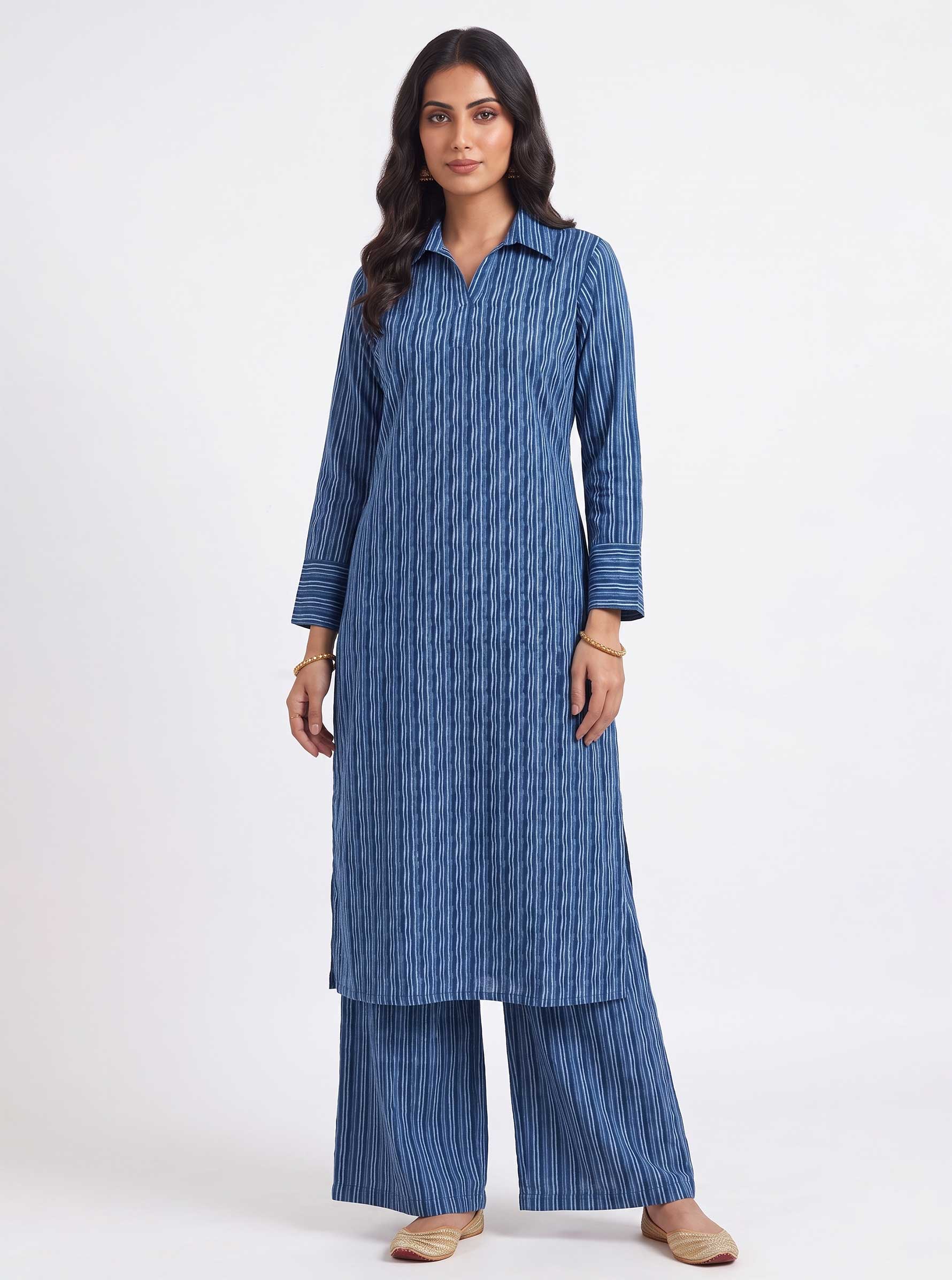 suit-blue-line-pattern-1